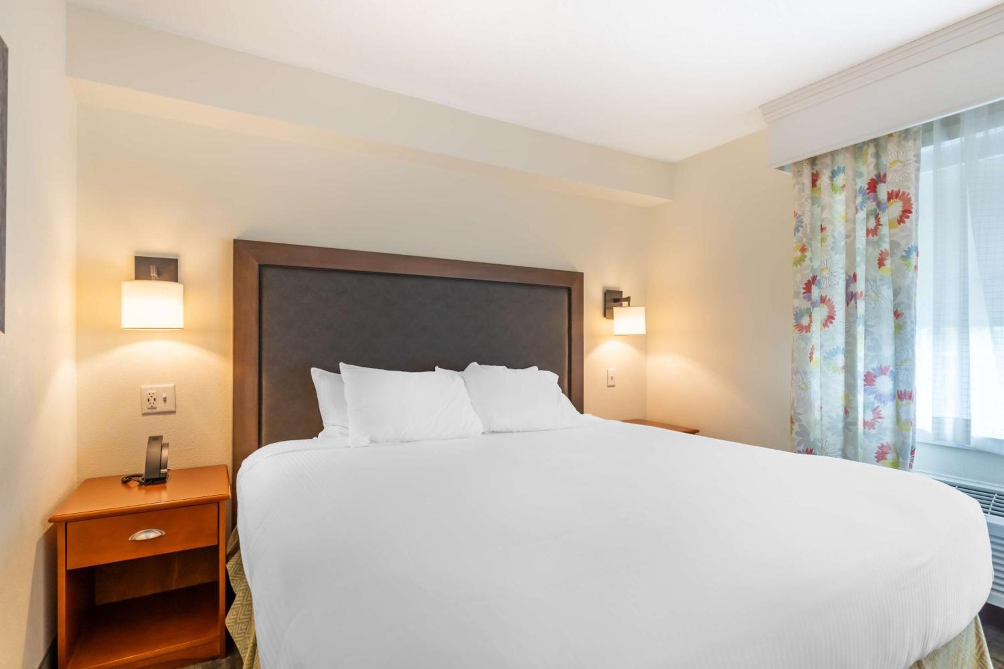 Best Western Plus University Park Inn & Suites Ames Dış mekan fotoğraf