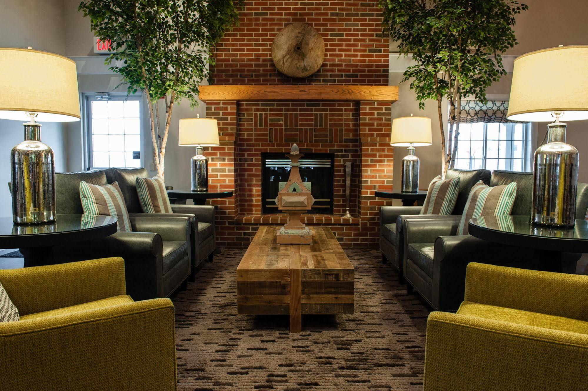 Best Western Plus University Park Inn & Suites Ames Dış mekan fotoğraf