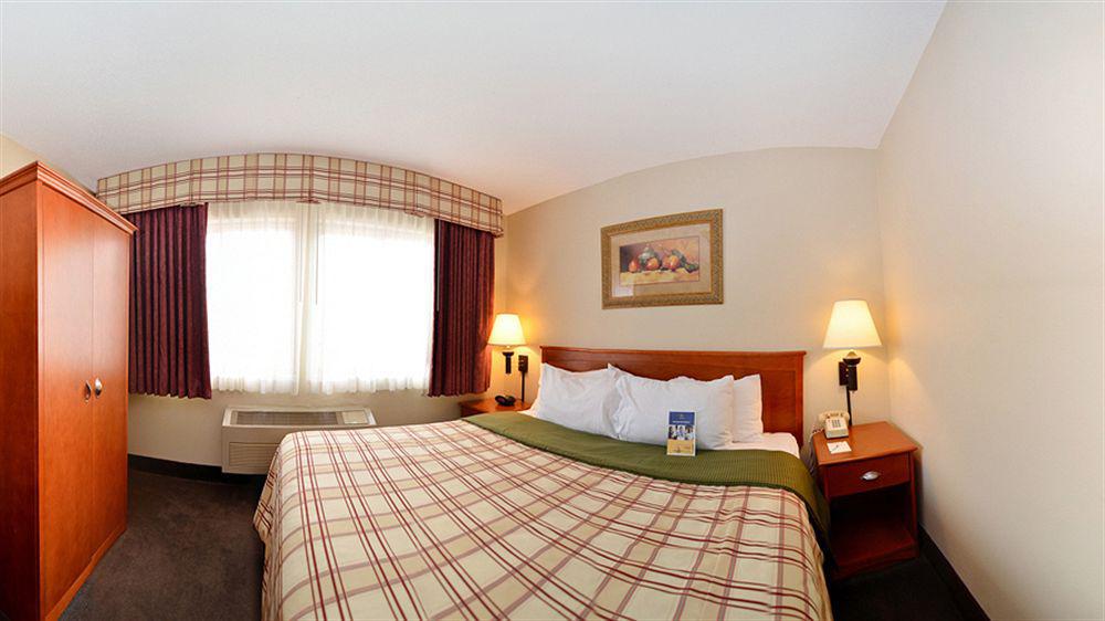 Best Western Plus University Park Inn & Suites Ames Dış mekan fotoğraf